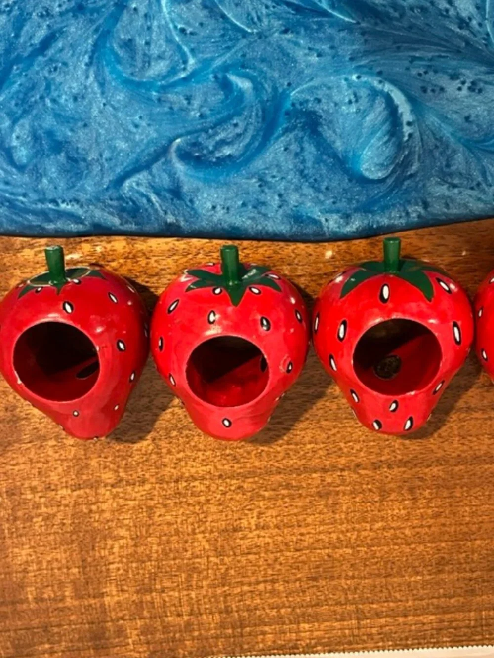 N/A strawberry wooden